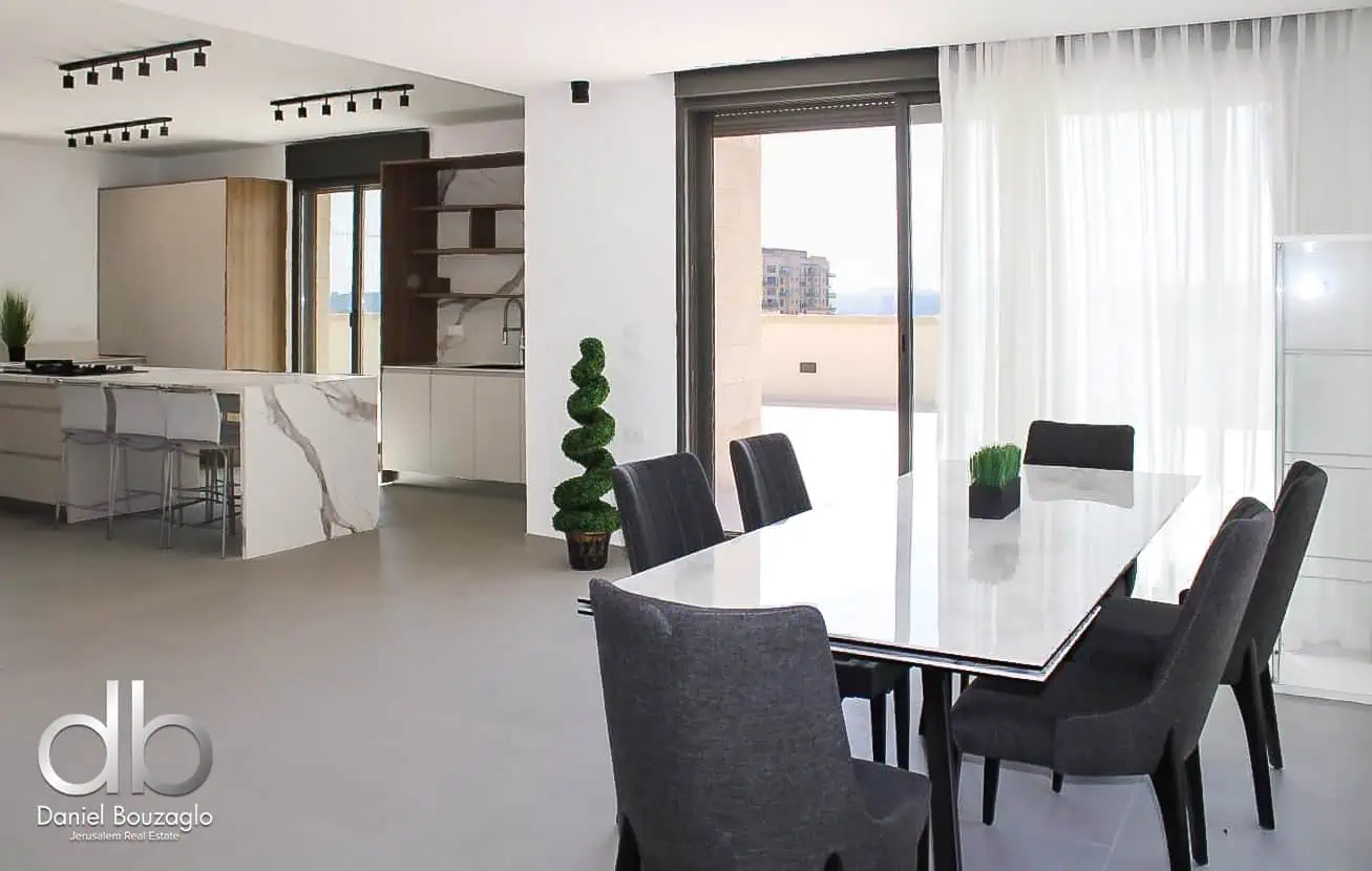 Walter Abeles penthouse Arnona edge baka