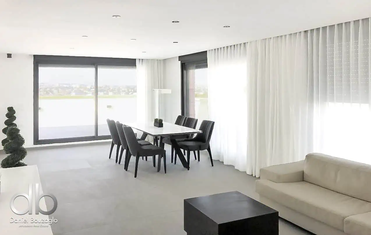 Walter Abeles penthouse Arnona edge baka