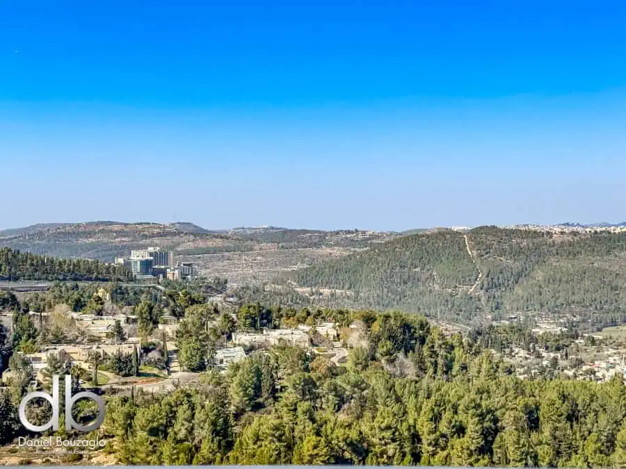 Ashtorm Penthouse in Kiryat Hyovek near Ein Karem