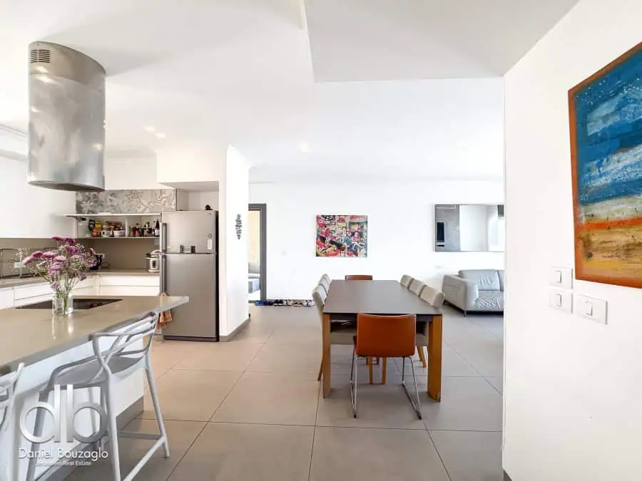 Harav Kook st Jerusalem 3br for sale