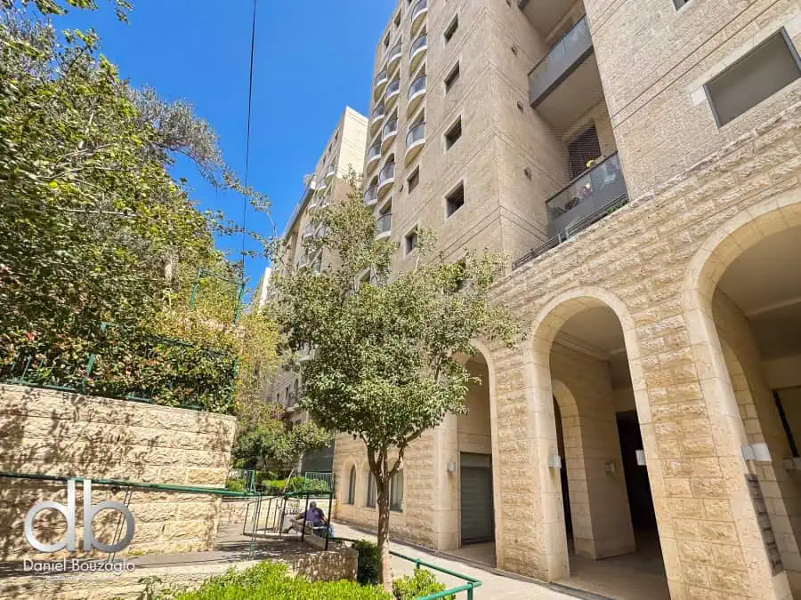 Harav Kook st Jerusalem 3br for sale