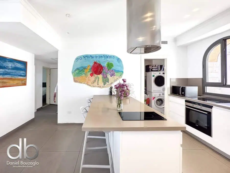 Harav Kook st Jerusalem 3br for sale