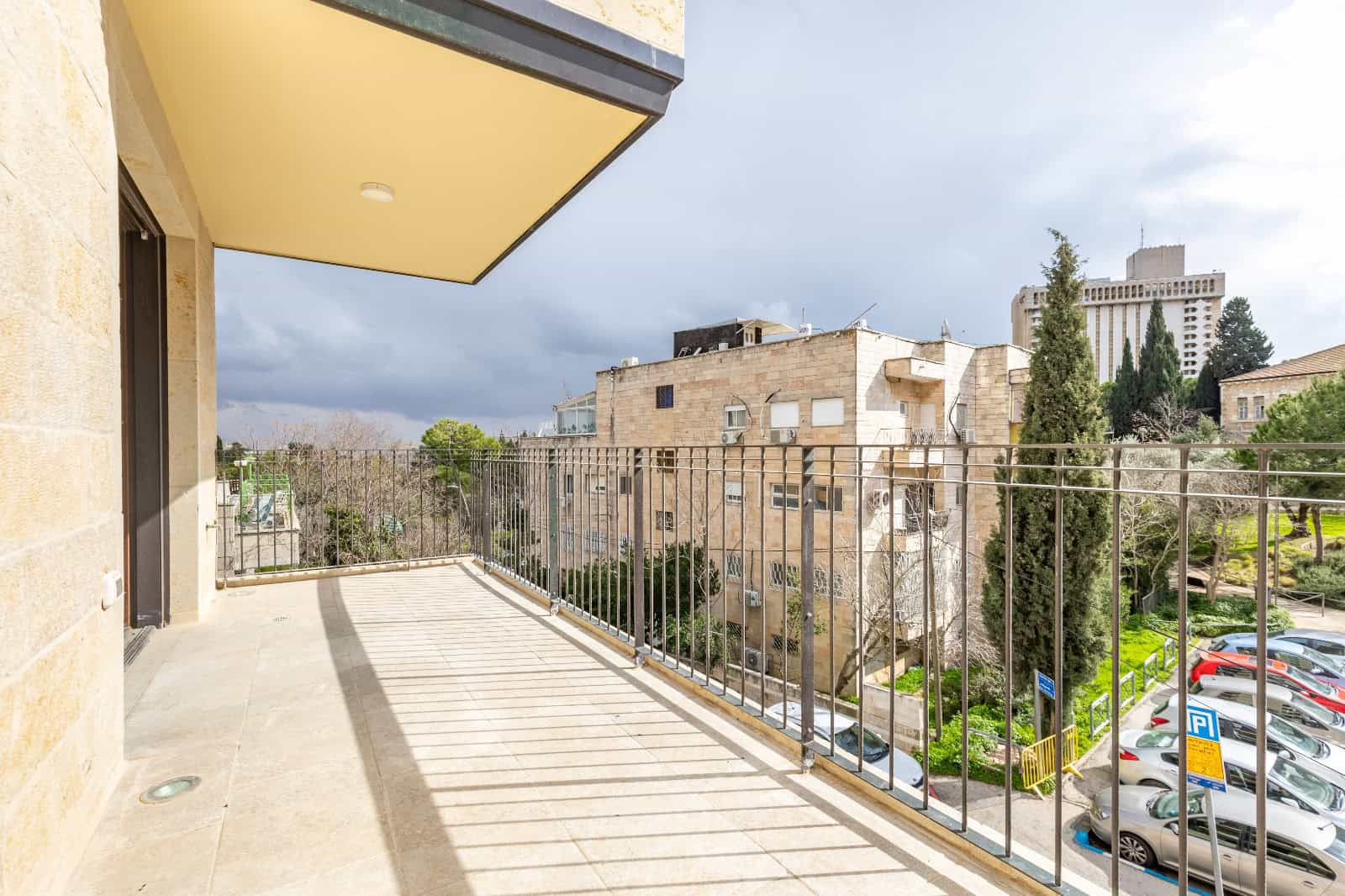 Luxury Apartment for Sale – Exclusive “Royal Park” Residence