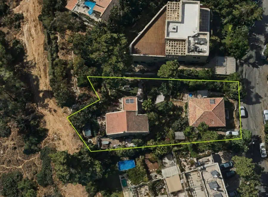 מגרש עם 2 וילות וזכויות בניה בית הכרם ירושלים