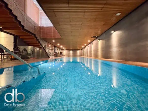 Quadra gym and indoor pool