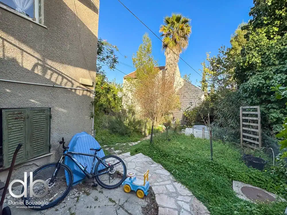 מגרש עם 2 וילות וזכויות בניה בית הכרם ירושלים