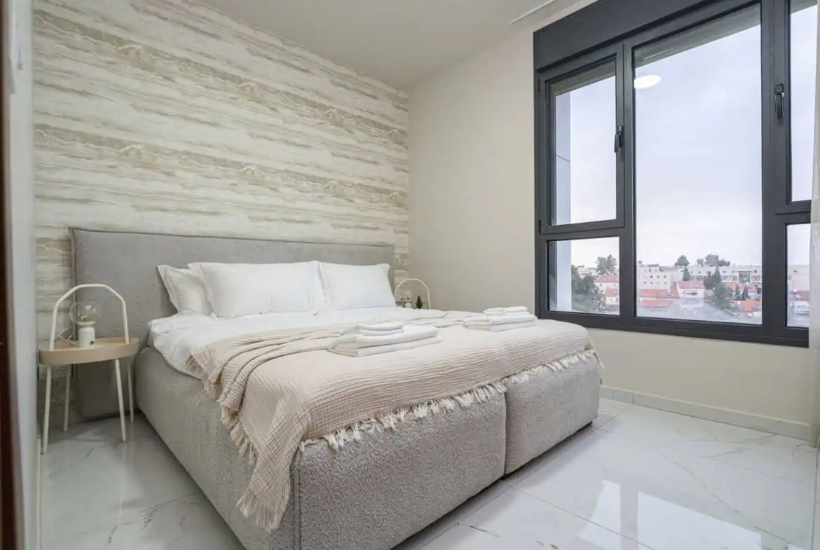 רובע 1 קרית משה 5 חד להשכרה 13 Luxury Apartment for Rent – Quarter 1, Kiryat Moshe, Jerusalem