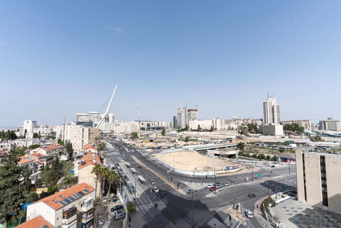 Luxury Apartment for Rent – Quarter 1, Kiryat Moshe, Jerusalem