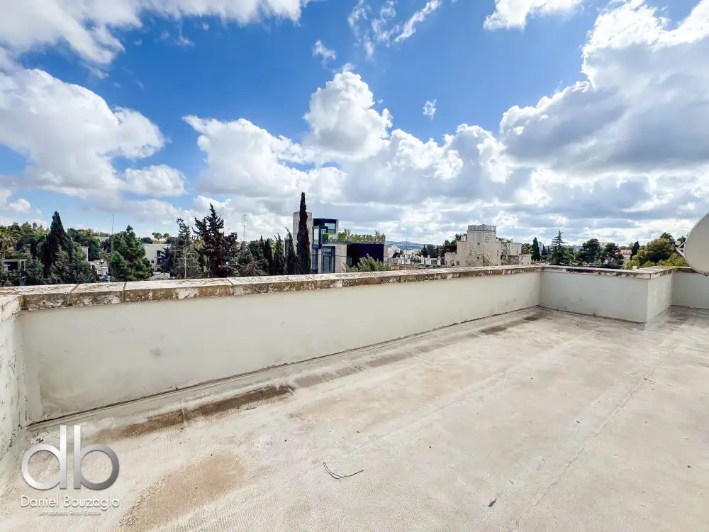 Ben Maimon Jerusalem roof apartment for sale