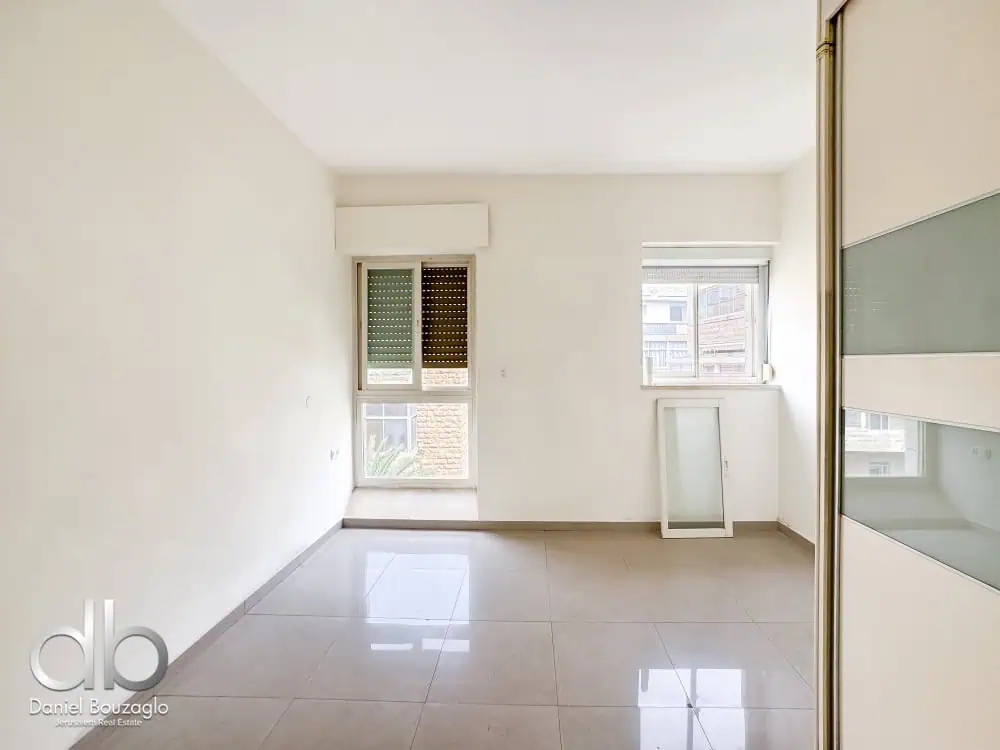 Ben Maimon Jerusalem roof apartment for sale