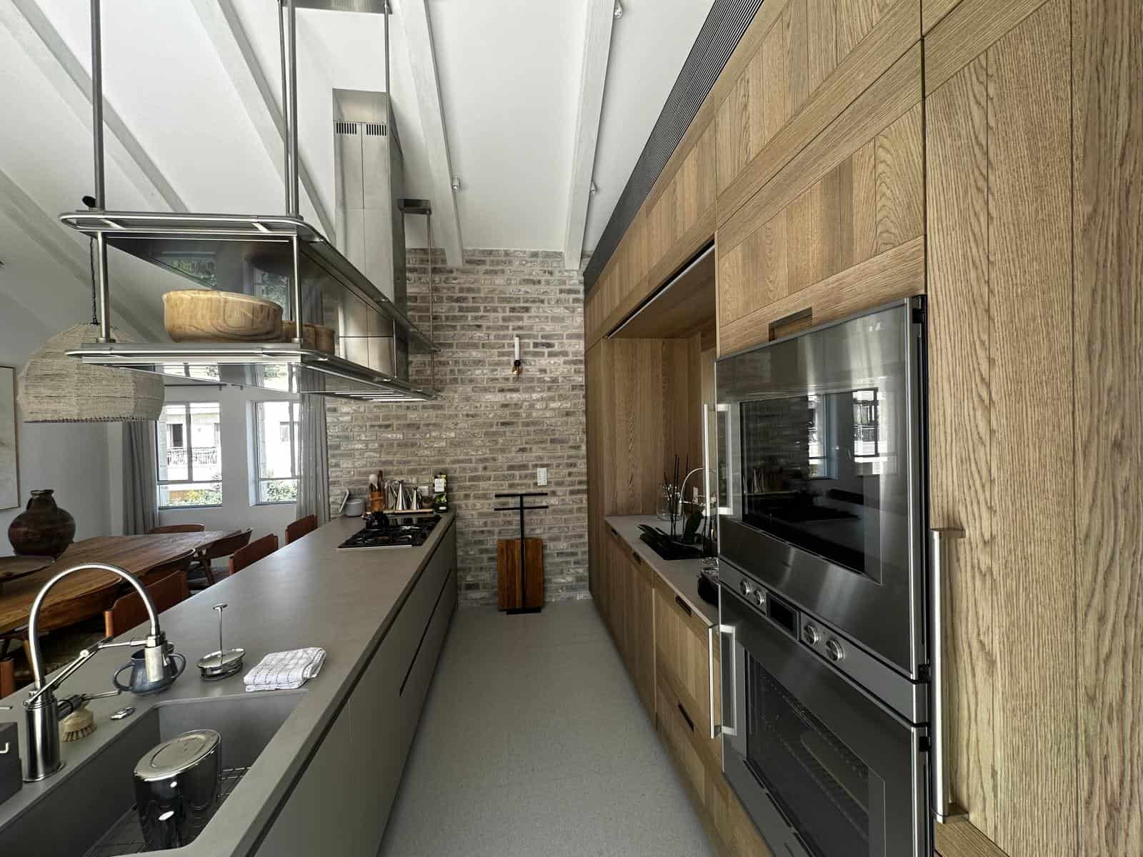 Dan street Penthouse in Baka Jerusalem