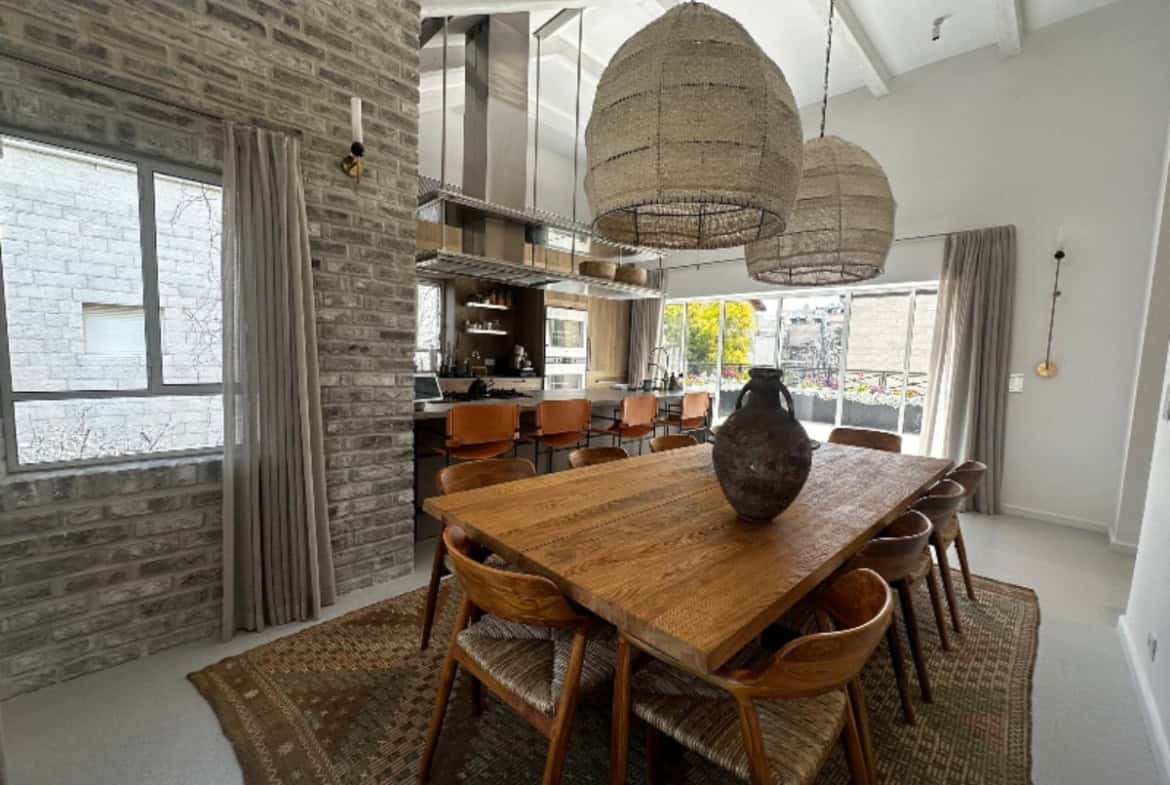 Dan street Penthouse in Baka Jerusalem