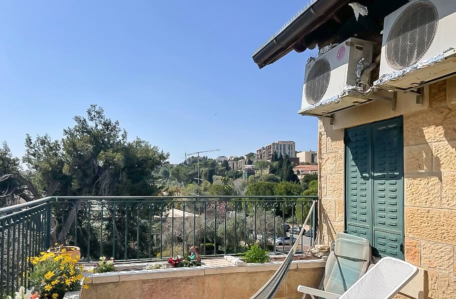 German Colony edge of Talbieh town house for sale