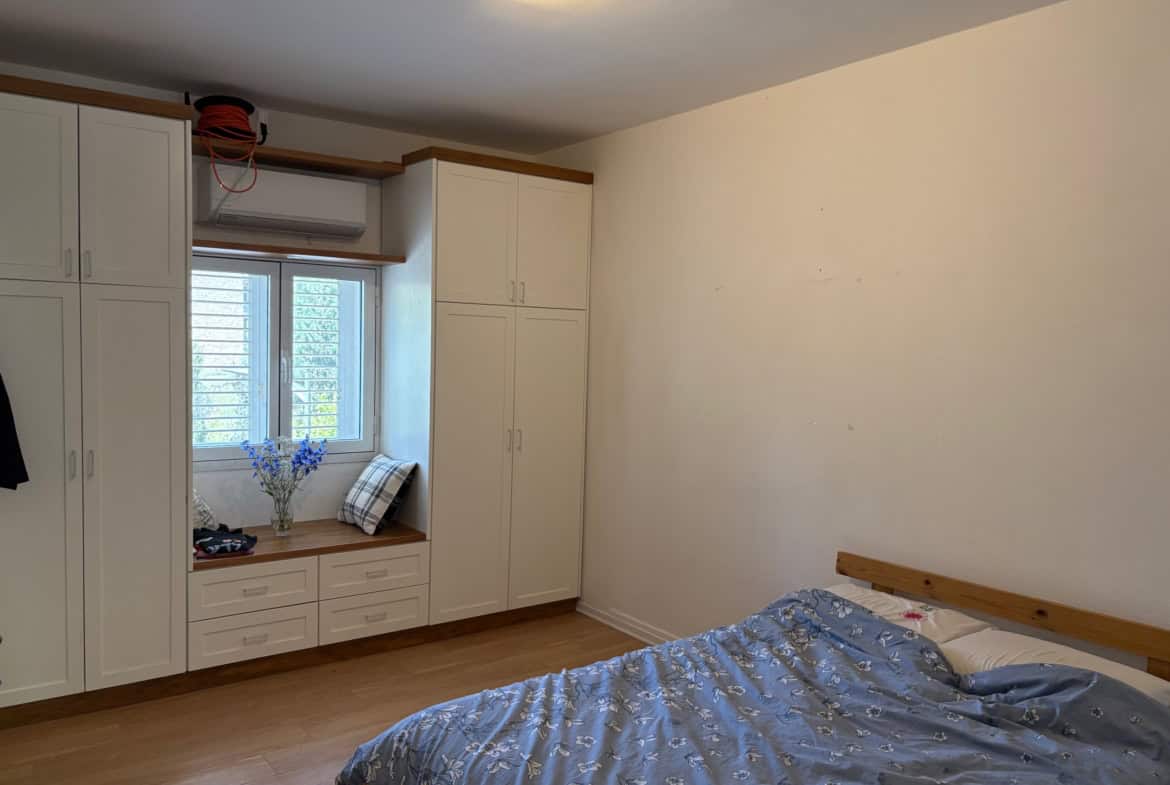 Neve Shanan 2br with yard for sale - Nayot