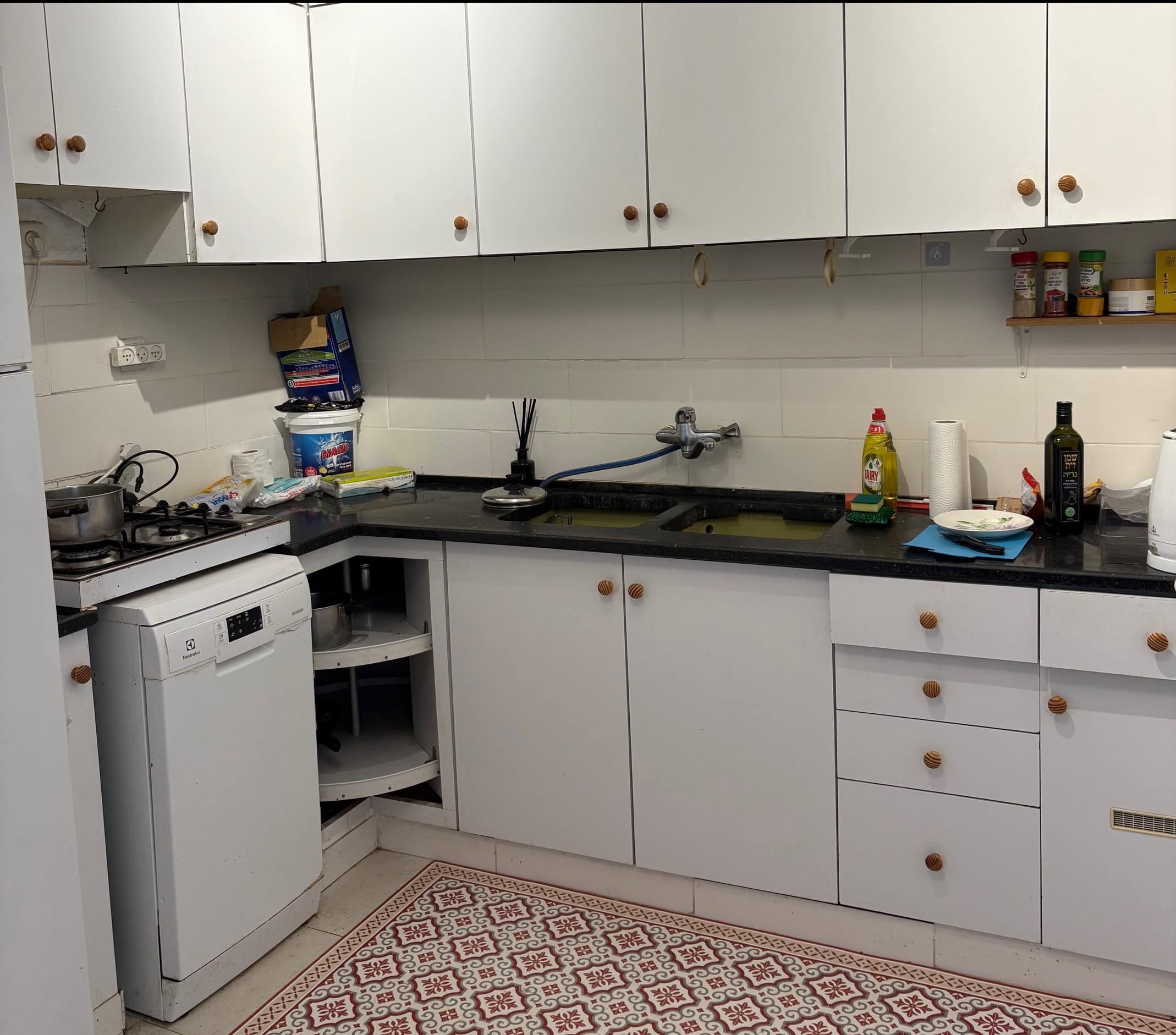 Neve Shanan 2br with yard for sale - Nayot