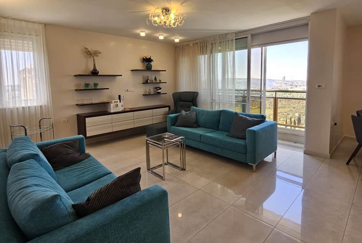 Wolfson towers renovated 2br for sale