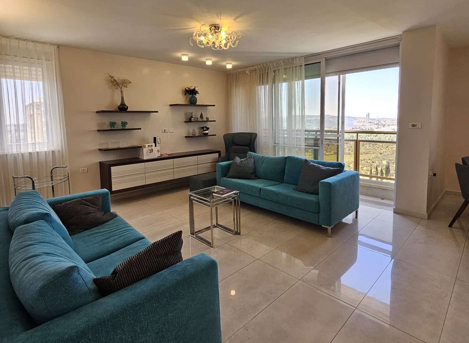 Wolfson towers renovated 2br for sale