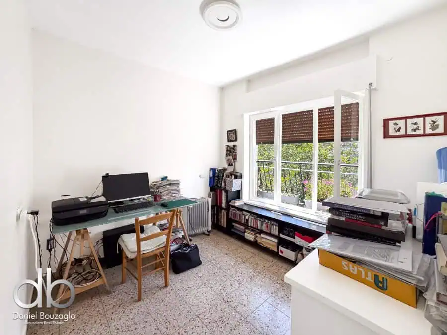 Hatibonim st Rechavia 3br duplex apt for sale