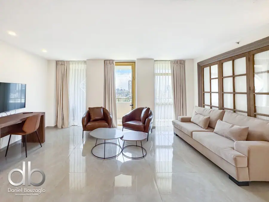 Leonardo hotel Jerusalem 3br B side apt for sale