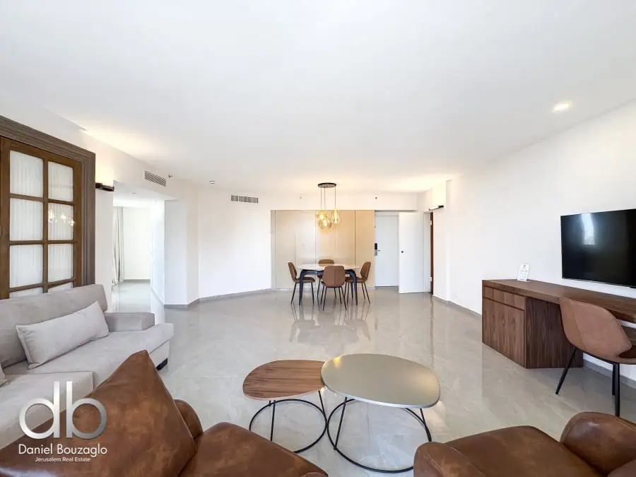 Leonardo hotel Jerusalem 3br B side apt for sale