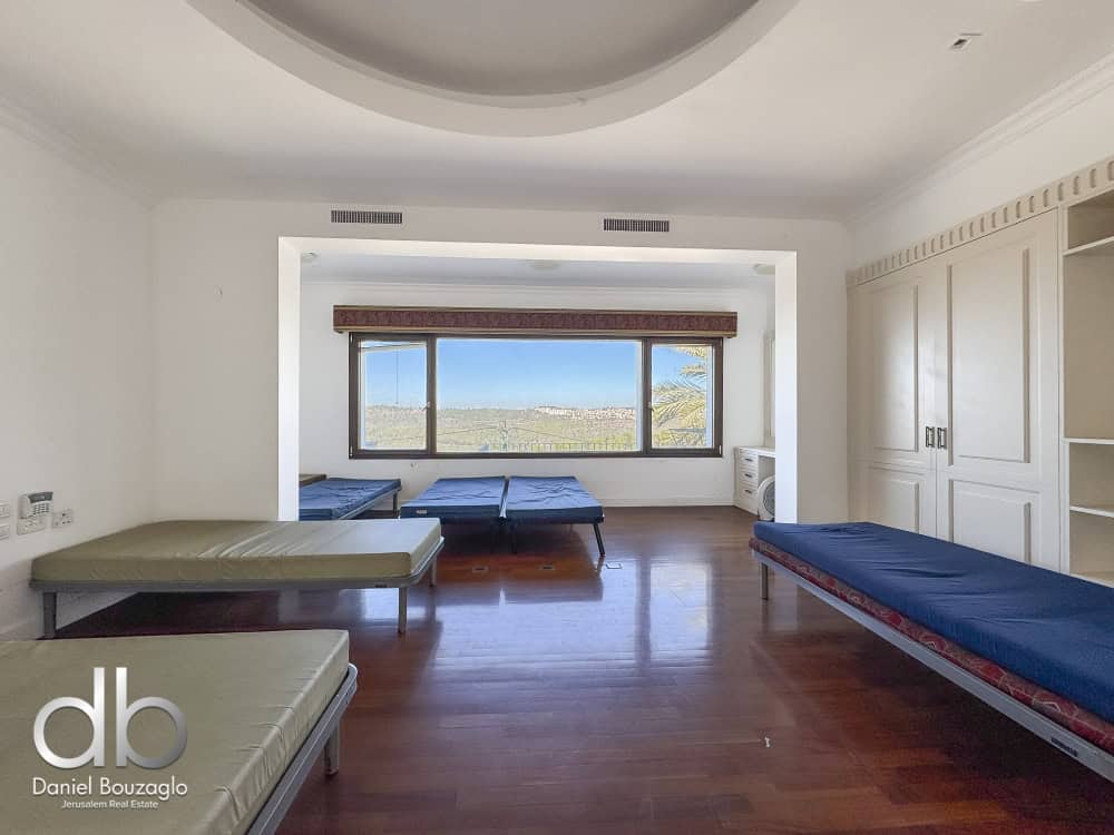 Ein Karem villa with pool for sale 14 Ein Karem villa with pool for sale