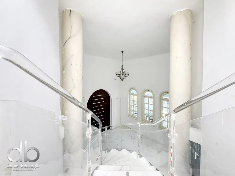 Ein Karem villa with pool for sale