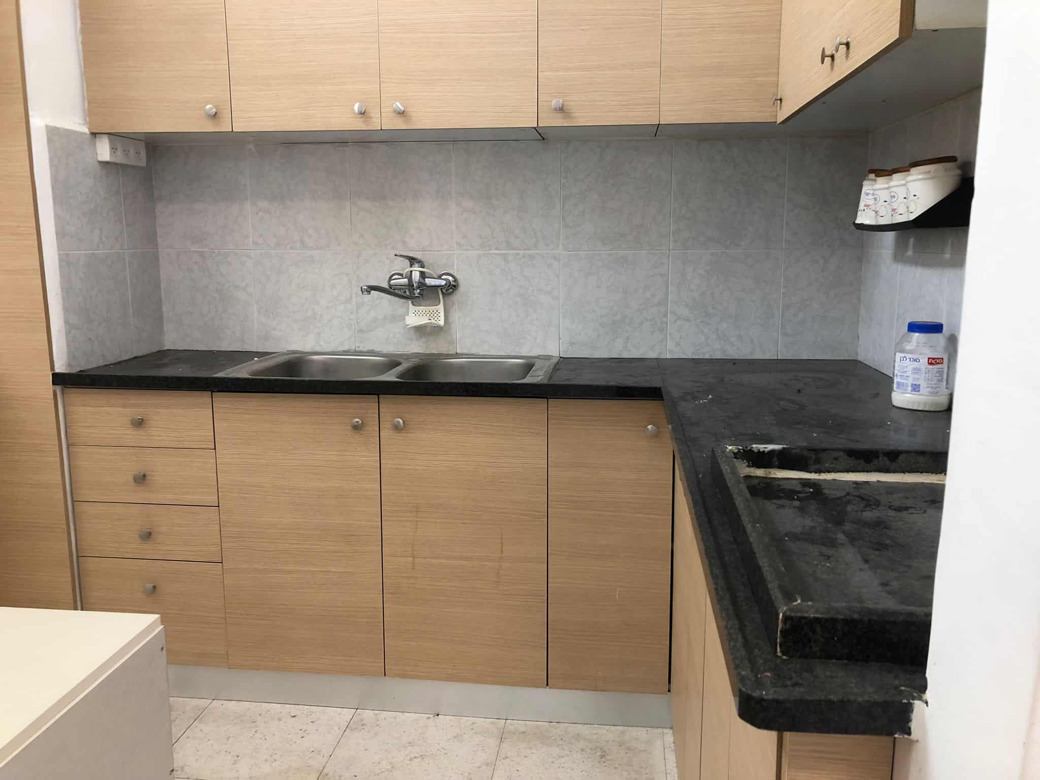 Ben Yefunne Baka 2br garden apt rental