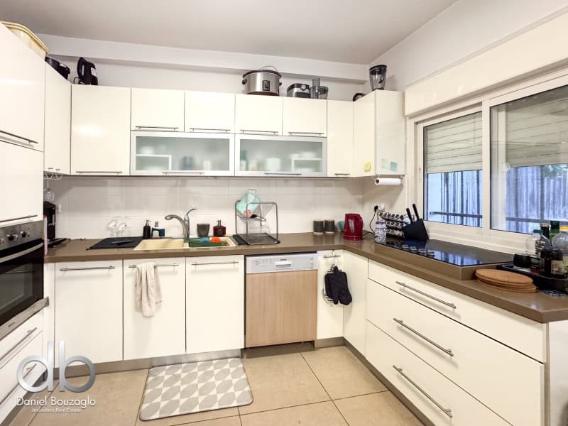 דירת גן 3 חדרים להשכרה ברחוב הטייסים ירושלים