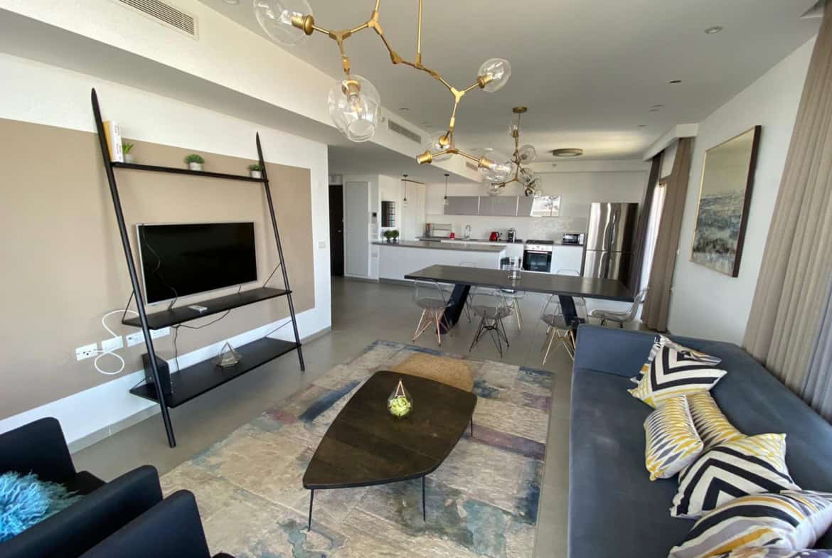 חצר הנביאים מונבז 3 דירת 4 חדרים מרוהטת להשכרה