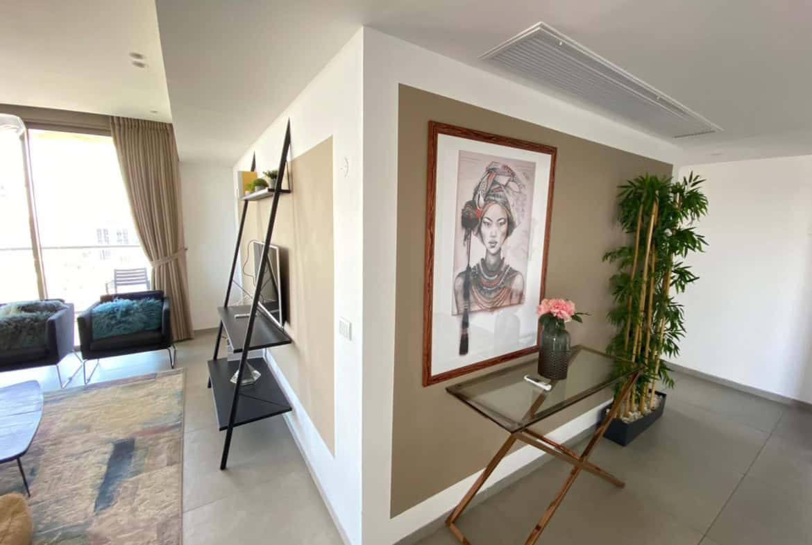 חצר הנביאים מונבז 3 דירת 4 חדרים מרוהטת להשכרה