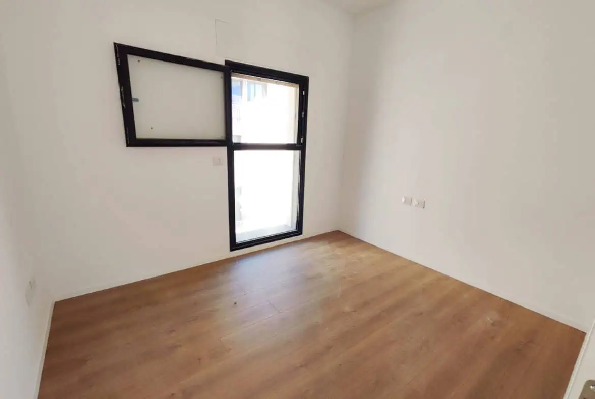 להשכרה דירת 4 חדרים במקור חיים בבניין חדש 6 להשכרה דירת 4 חדרים במקור חיים בבניין חדש