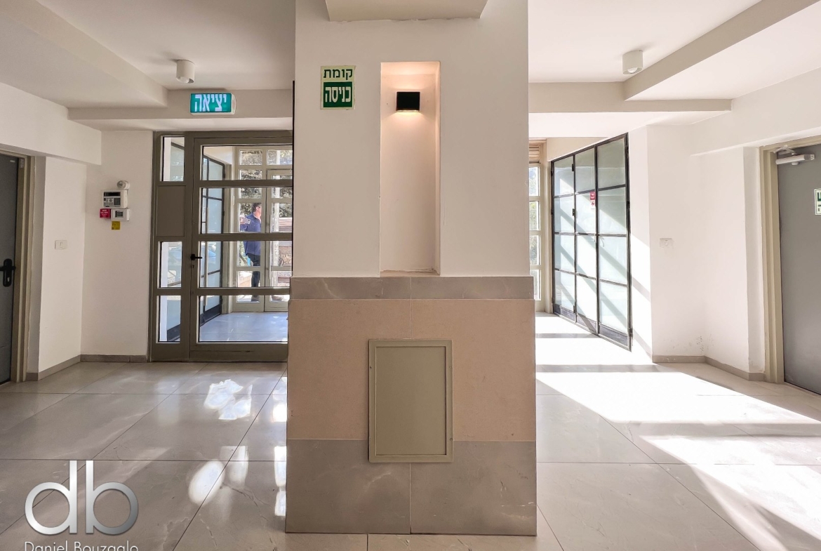 Baka penthouse On Gad street-10 3br on Gad Street Baka - lobby