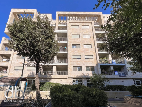 3br on Gad Street Baka - building