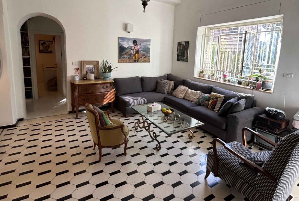 Hamagid Arab house garden apt for sale