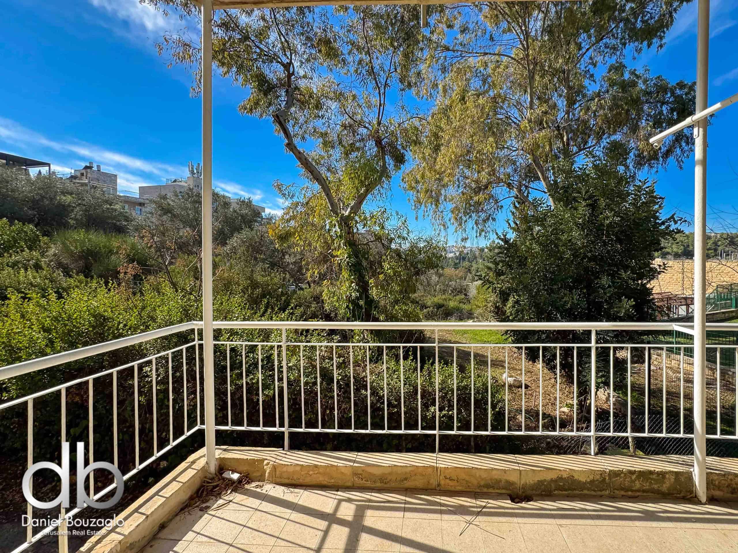 Hatibonim 22 4br rental Jerusalem