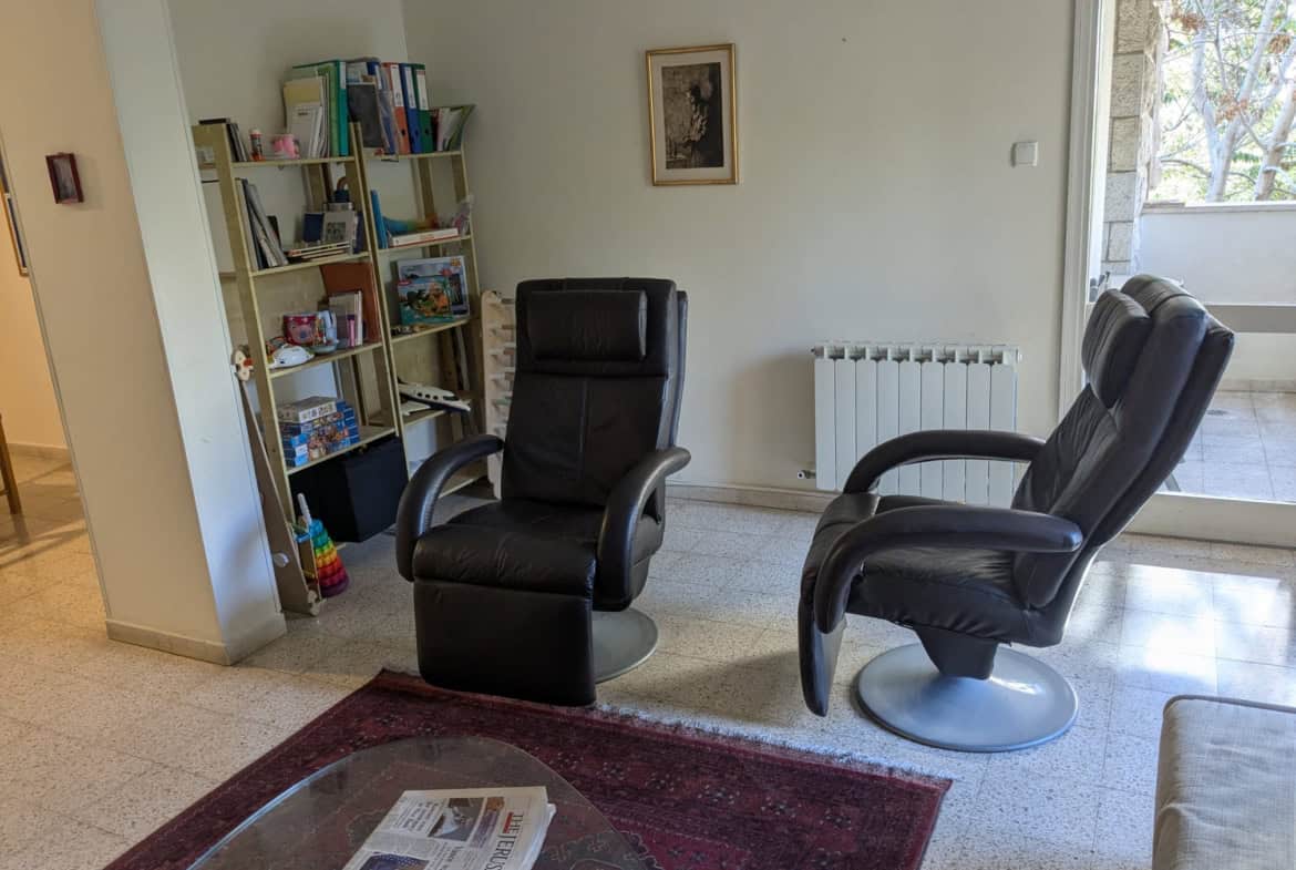 Mendele street Talbieh 35 rooms church lease apt