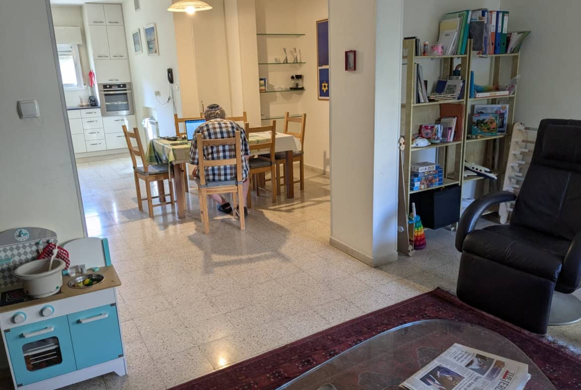 Mendele street Talbieh 35 rooms church lease apt