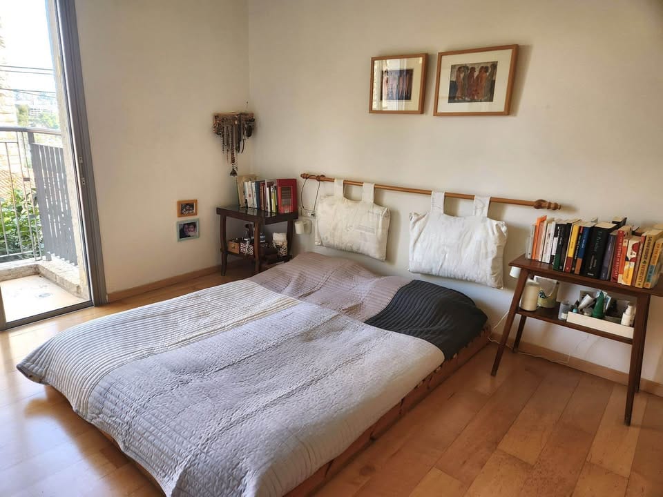 Old Karamon duplex garden apt in Dostai street