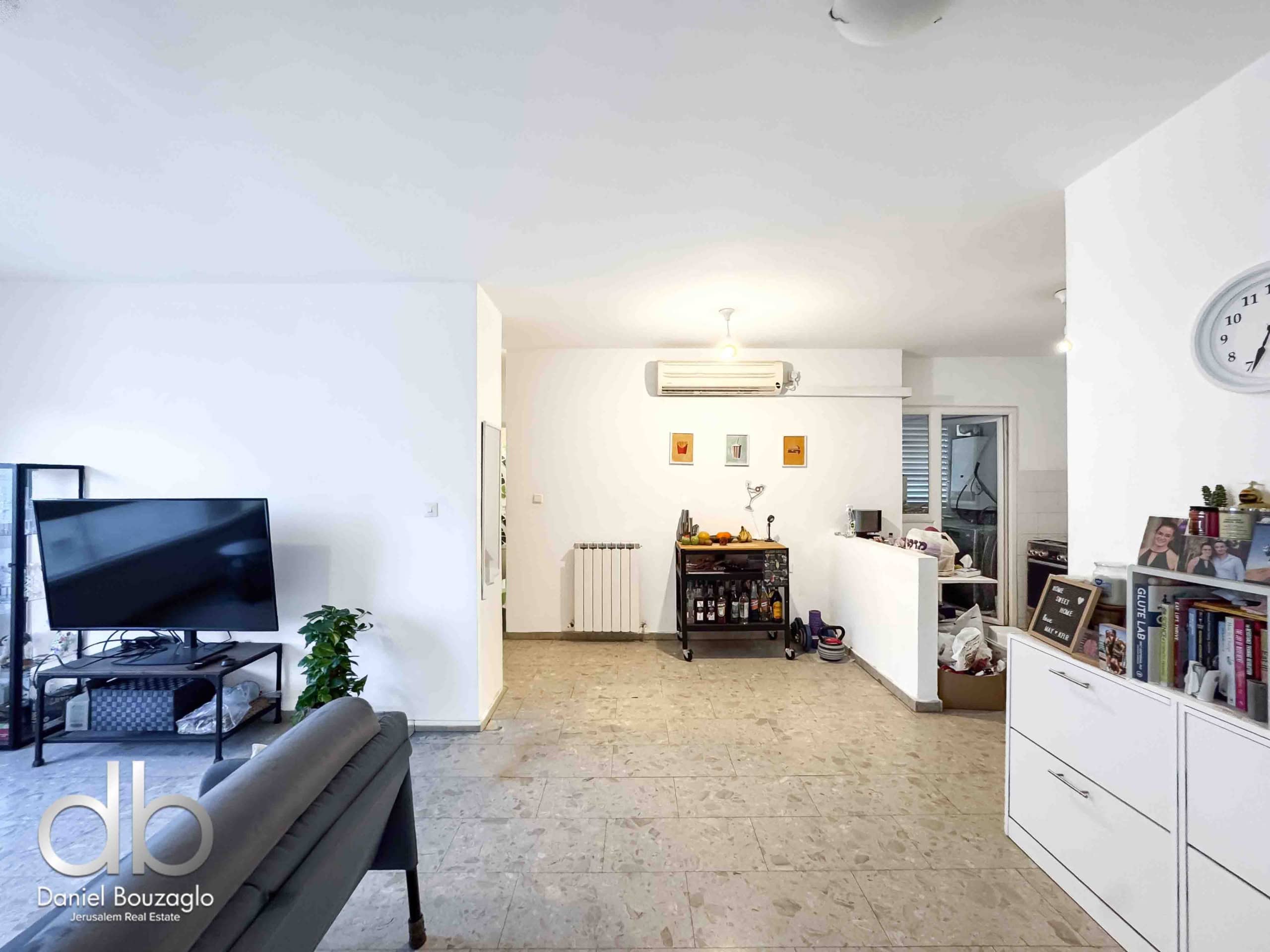 דירת 3 חדרים למכירה רחוב משה קול רמת בית הכרם 12