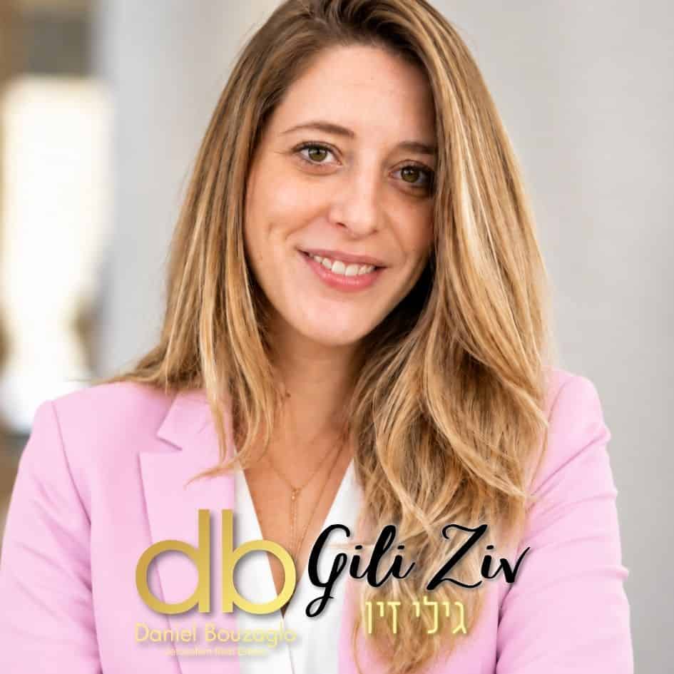 Gili agent pink jacket