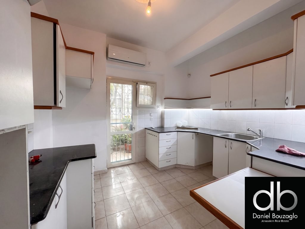 Spacious 2 Bedroom Apartment for Rent in the Heart of Rehavia