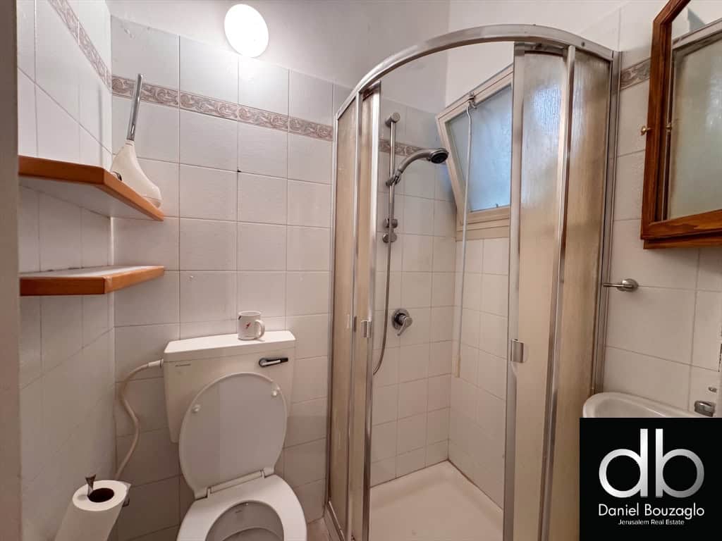 Spacious 2 Bedroom Apartment for Rent in the Heart of Rehavia