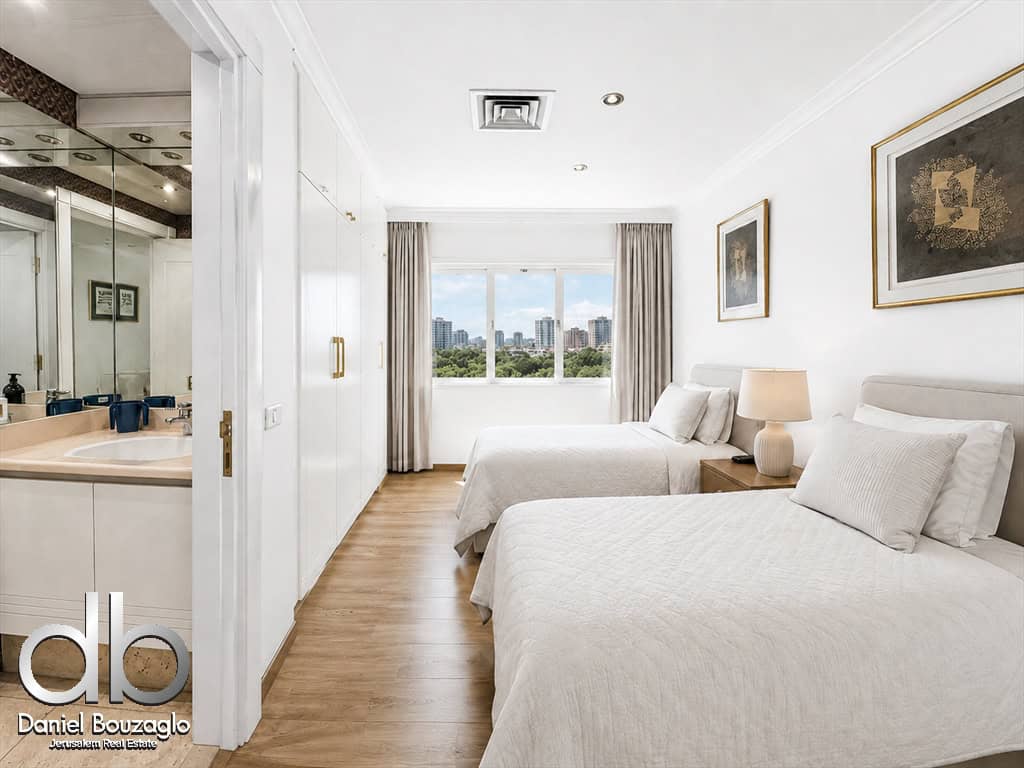 Rare 230sqm Apartment for Sale in Talbiya prime building