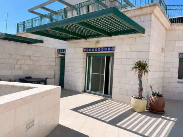 Spectacular 3 bedroom Arnona Penthouse for Rent