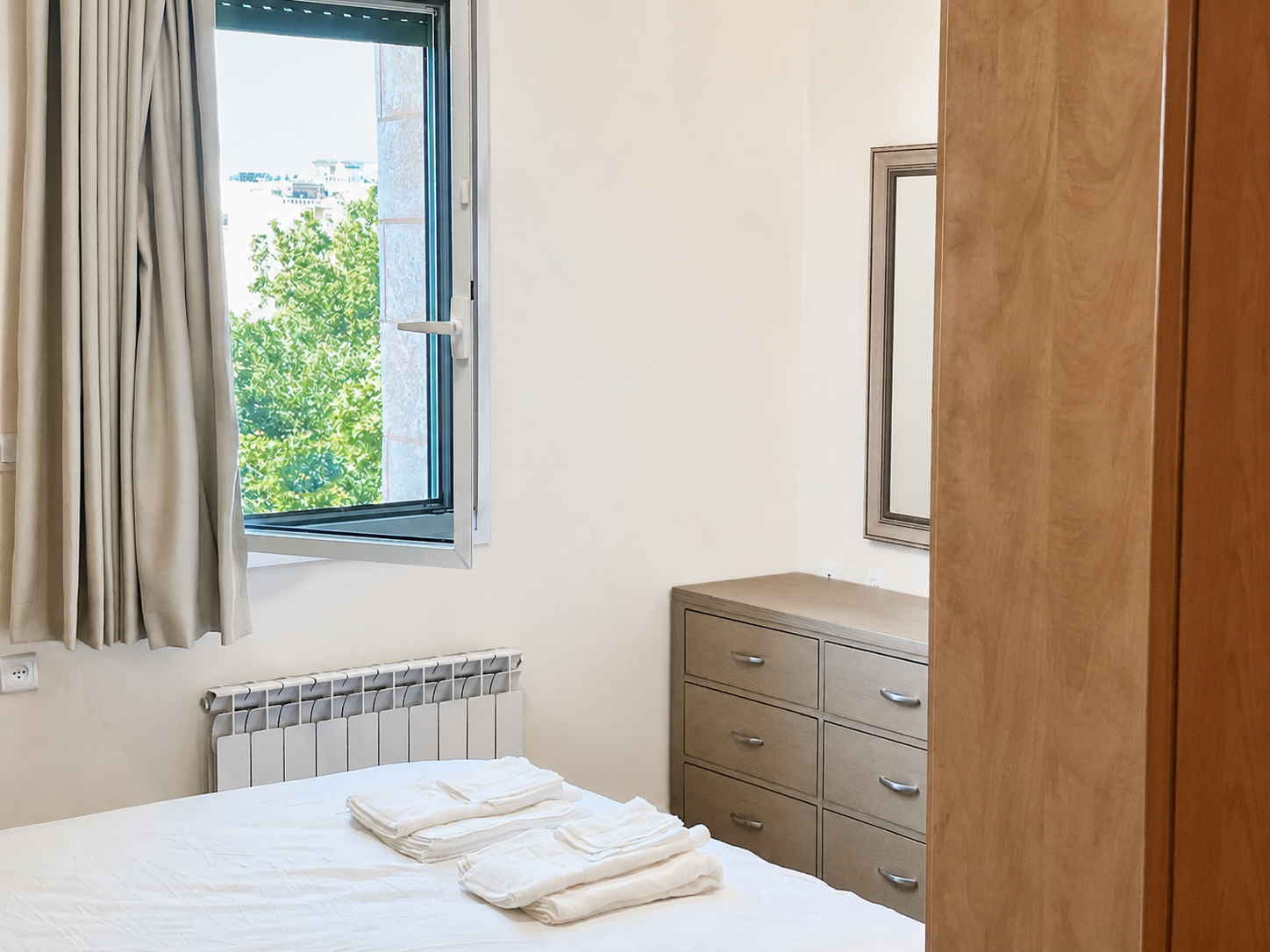 Spectacular 3 bedroom Arnona Penthouse for Rent