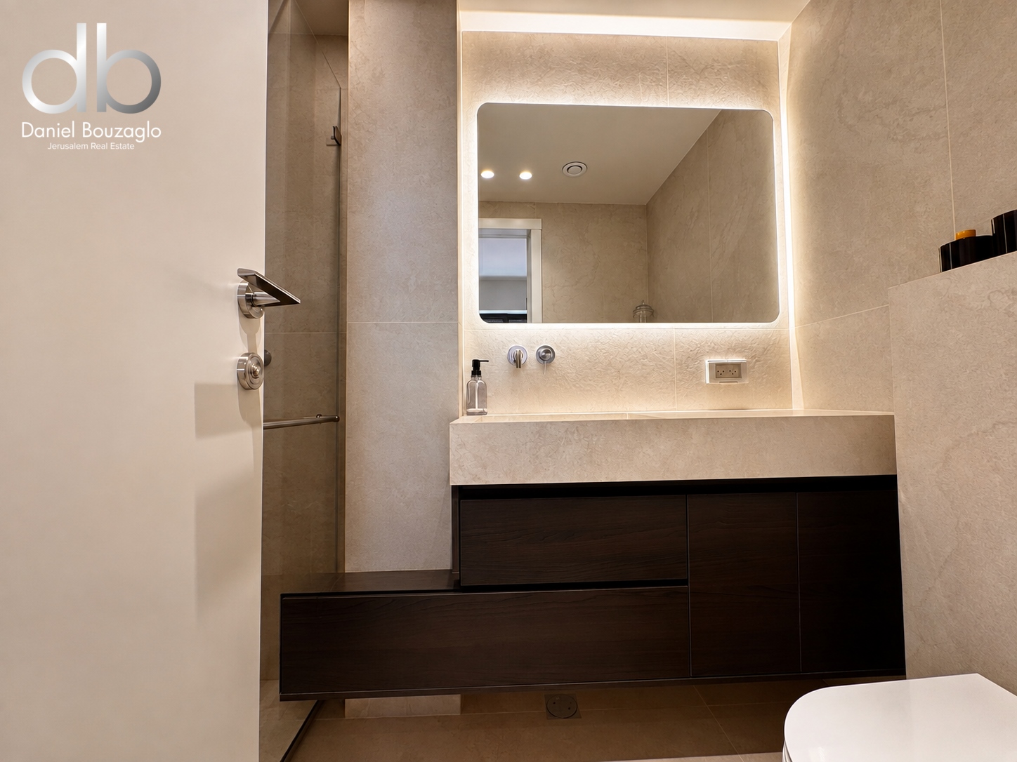 Luxury  3-Bedroom Apartment for Sale in the German Colony