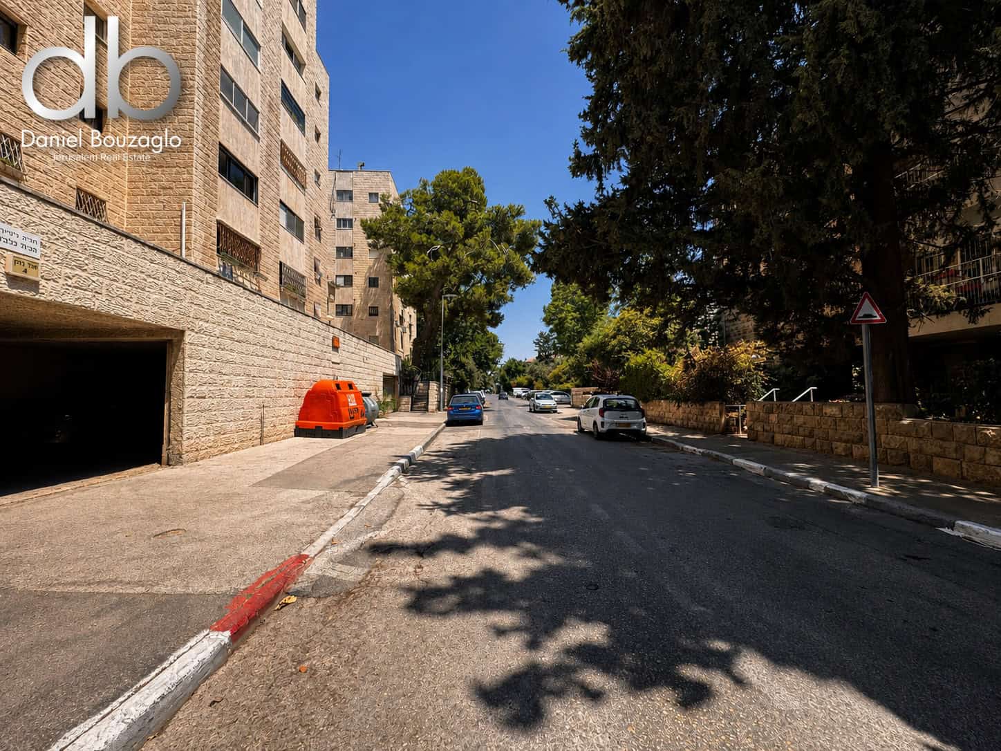 On the Border of Old Katamon & Talbiya – TopFloor Apartment with Open Views