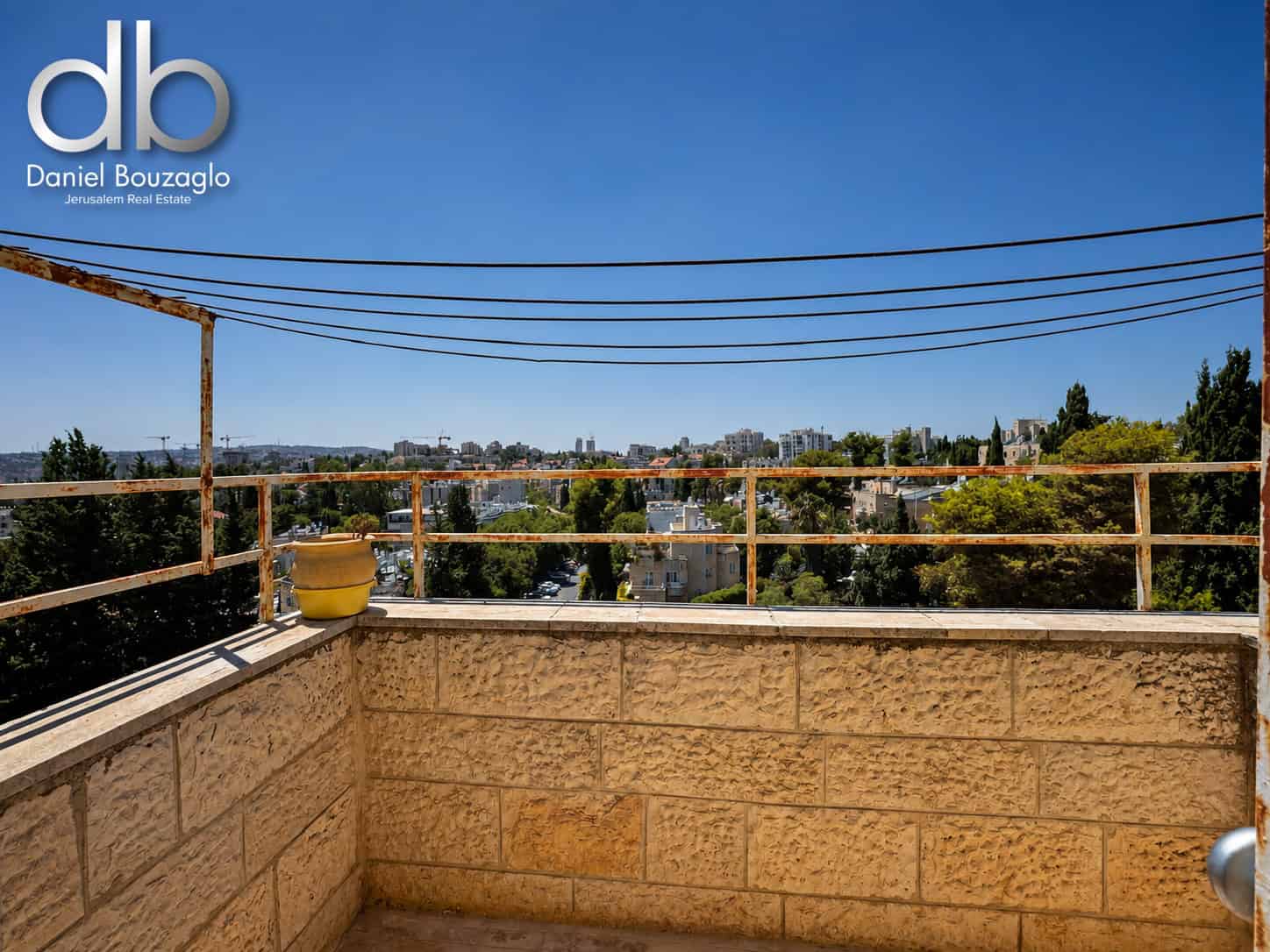 On the Border of Old Katamon & Talbiya – TopFloor Apartment with Open Views
