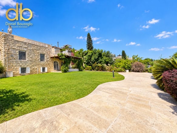 An Exceptional Family Residence on Jerusalem’s Prestigious Caspi Street