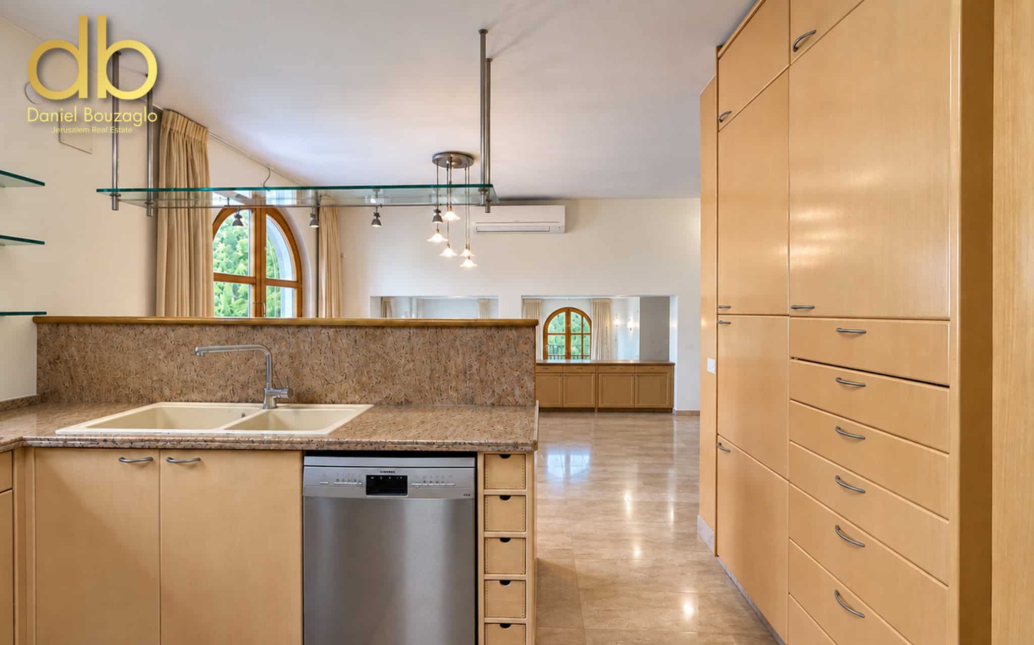 An Exceptional Family Residence on Jerusalem’s Prestigious Caspi Street